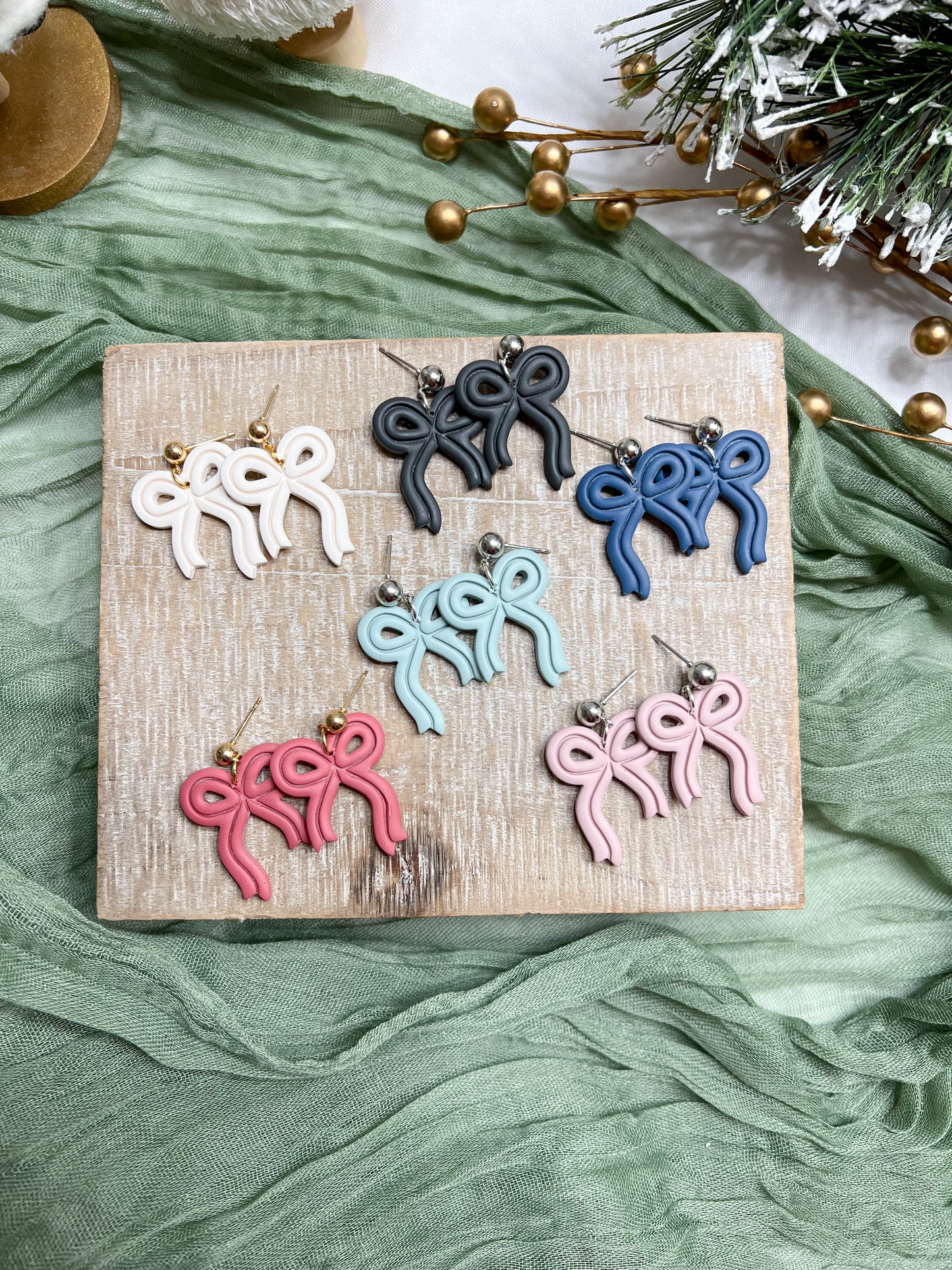 Extruded Bow Dangles