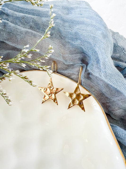 Crinkle Cut Star Dangles