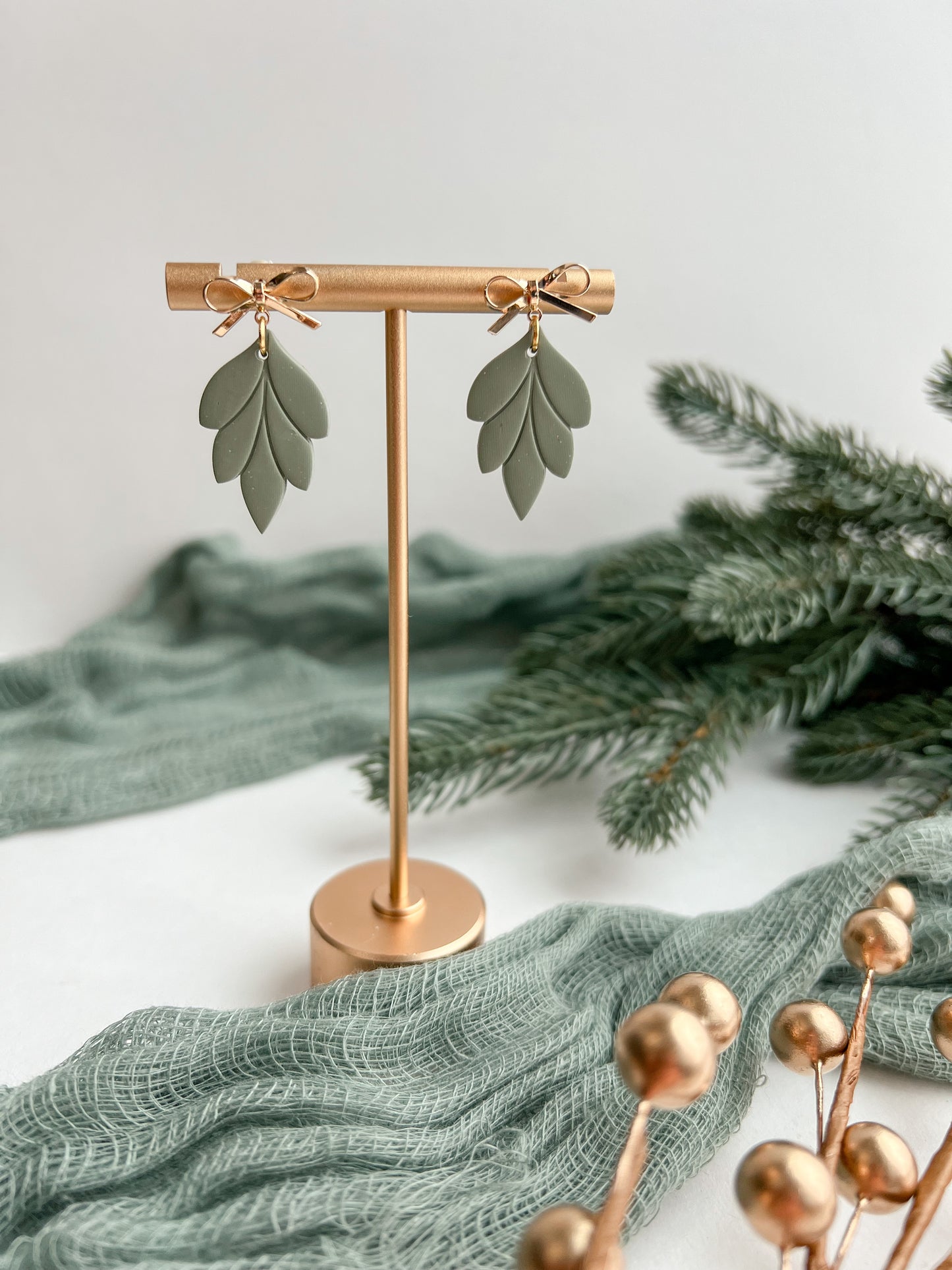 Leaf Dangle with Bow Post (multiple colors available)